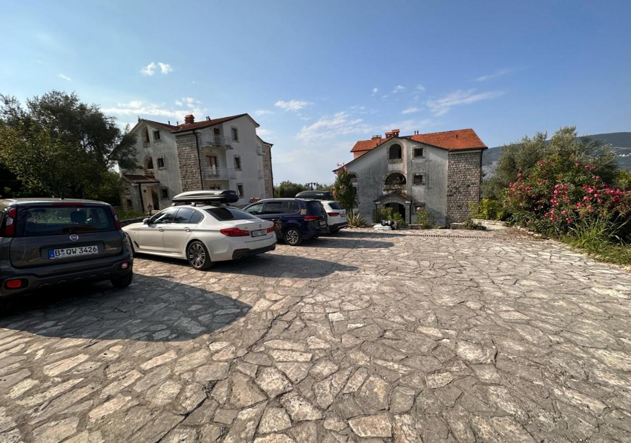 Aparthotel - Villa Jovicic Herceg Novi Bagian luar foto
